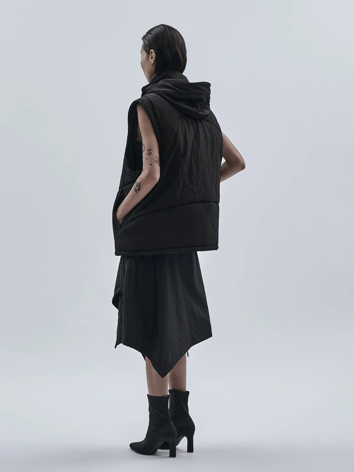 Padded vest nylon metal black